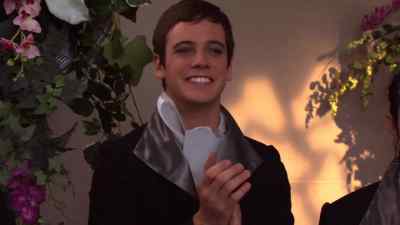 - That was lovely.
- No, that was weird. - Twitches Too