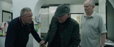 That man, he's so...
He's so manipulative. - King of Thieves