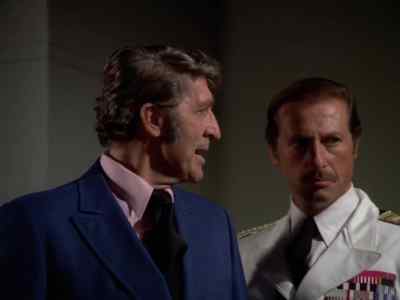 That man isn't Frank Briscoe.
He's a phoney. - Mission: Impossible