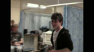 -That means a lot to him.
-(indistinct chatter) - David Holmes: The Boy Who Lived