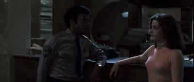 - That means no one nearby heard anything.
- That's impossible! - Assault on Precinct 13