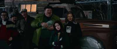 That is Mr. Billings and
the Space Sheriff, honey. - Hello Tomorrow!