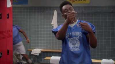 That was my chain! It was my chain! - Dad Stop Embarrassing Me!