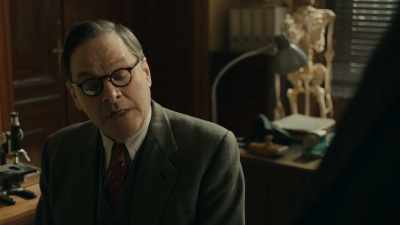 That is not suggested
in these documents. - Maigret in Montmartre