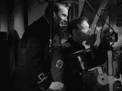 - That one's Viperous, isn't it?
- Should be, sir. - The Cruel Sea