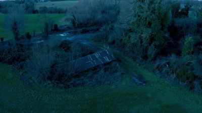 That person had
a large suitcase, blue suitcase, - When Missing Turns to Murder