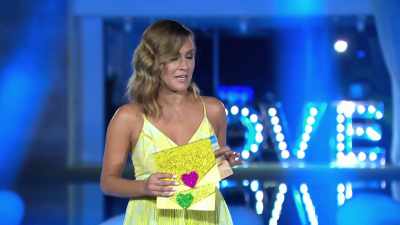 That person must then choose - Love Island