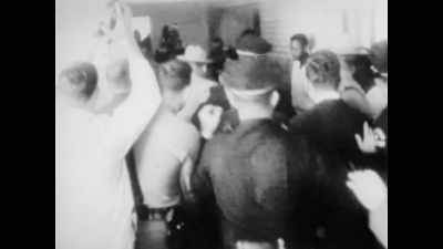 That pit area was jammed - JFK: What The Doctors Saw