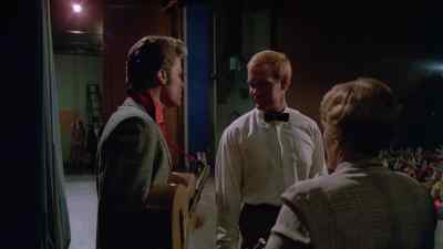 That was pitiful. Well, go on!
I ain't gonna get no encore. - Elvis