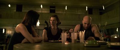 That plane do you think it could still fly - Resident Evil: Afterlife