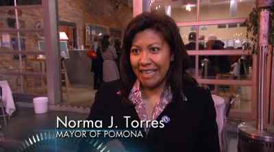 THAT POMONA SALAD,
I THINK WE WILL DECLARE THAT - Kitchen Nightmares