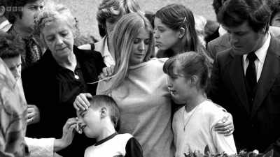 That poor wee girl, I remember
her mummy and I remember - Once Upon a Time in Northern Ireland