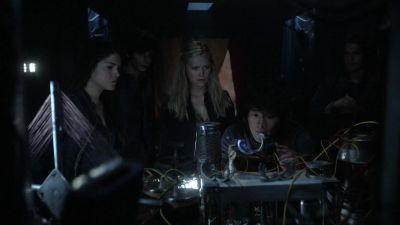 That port right there. - The 100
