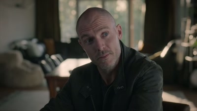 - That reporter's reckless.
- Did you talk to Aileen Ryan? - The Gone