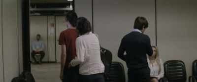 That it seems difficult to interact
with people, with certain situations? - Hard Paint