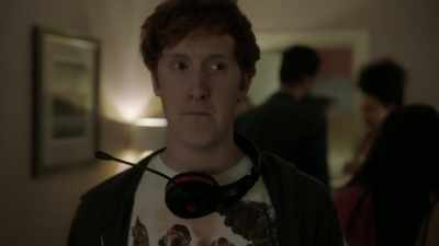 - That is so wrong.
- It's like a pet shop. - Dead Pixels