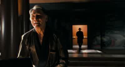 That you sugar bumpsGRlSSOM Who are youJACK It's meSugar bumpsYou're alive I heard you'd beenJACK FriedIs that what you heardYou set me up over a womanA womanYou must be insaneJACK Don't botherYour life won't be worth spitJACK I've been dead once - Batman