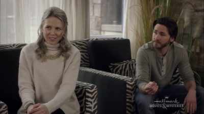 That text was clearly
a suicide note, - Garage Sale Mystery: Murder By Text