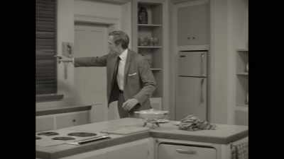 That... That man through there
is my boss, Mr. Hart! - WandaVision
