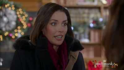 That was the endowment office
at the college. - Christmas Festival of Ice