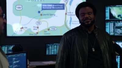 - That, too.
- Oh, fantastic, just fantastic. - Ghosted