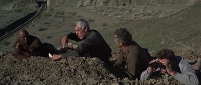 That track is the main line to Mexico City - The Professionals