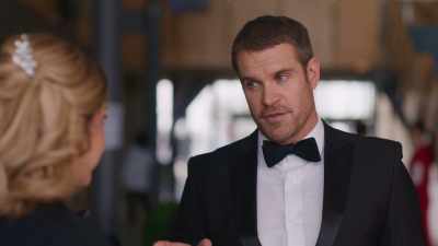 That was truly terrible.
High praise for a pun, though. - The Jane Mysteries: Too Much to Lose