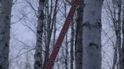 That type of force,
it's going to flex and yank - Life Below Zero: Next Generation
