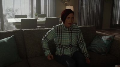 That was weird. - Supergirl