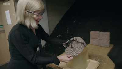 That will. There we are,
absolutely unmistakable. - Killing Sherlock: Lucy Worsley on the Case of Conan Doyle
