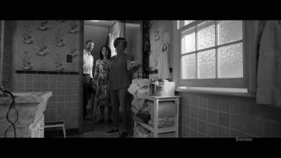 That window doesn't fully close, - Sprung