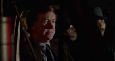 That window's some kind of a signal. - It Lives Again