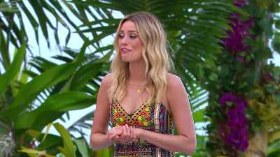 THAT WINNING COUPLE COULD WIN
$100,000. - Love Island