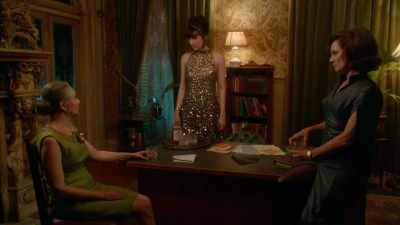 That young eejit was
drunk at the wheel - Ms Fisher's Modern Murder Mysteries