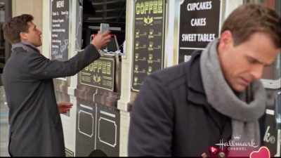That'll be $3.50. - Very, Very, Valentine