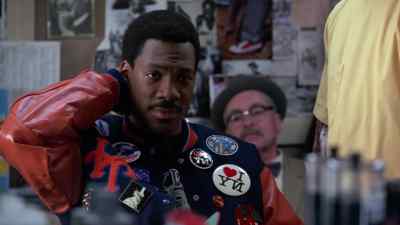 That'll be 8 dollars. - Coming to America