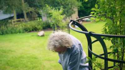 'That'll be the crew
getting in the way again, - James May and the Dull Men
