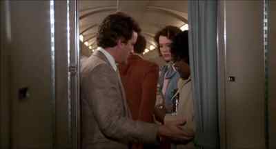 That'll do.
lt's okay.
Excuse me. - The Concorde    Airport '79