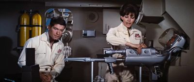 That'll teach you where to keep your hand - Fantastic Voyage
