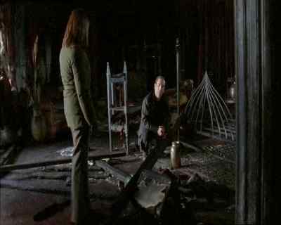 That's a big briefcase.
Where's all the papers gone? - Wire in the Blood