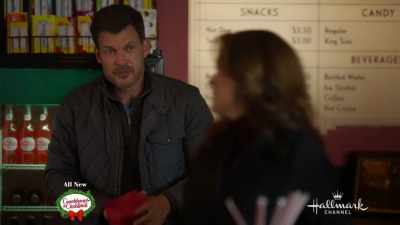 - That's a chain.
- Well, Steve did say - Sister Swap: A Hometown Holiday