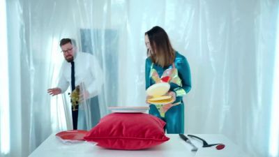 That's a chicken. - Taskmaster