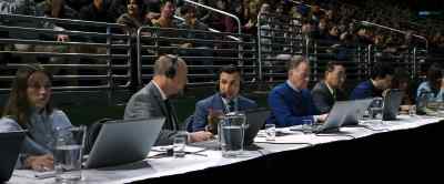 That's a decisive win for
Arizona State's Anthony Robles, - Unstoppable