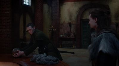 - That's a fine coat of mail.
- (ALFRED) It is. - The Last Kingdom