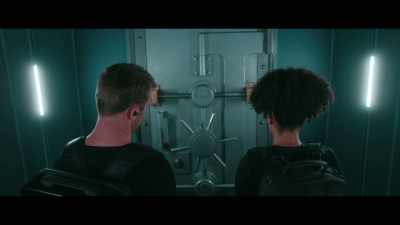 -  That's a fucking vault.
-  Yeah. - Righteous Thieves