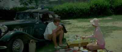 - That's a good cup of tea.
- It's coffee! - Two for the Road