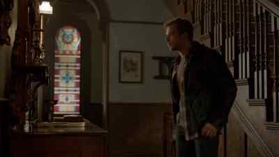 That's a little
uncomfortable. - Bates Motel