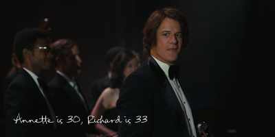 - That's a new violinist.
- Yeah, I think so. - The Time Traveler's Wife