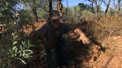 That's a really good sign. As soon
as the ground starts to work, - Outback Opal Hunters