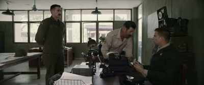 -That's a request?
-[tense music] - 3 Days in Malay